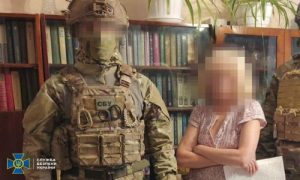 СБУ затримала у Дніпрі зрадницю, це співробітниця Укрзалізниці!