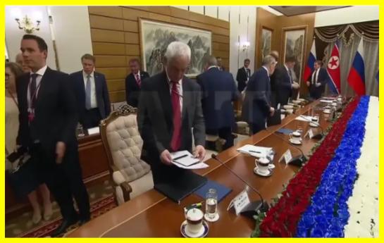 Russian ministers were kicked out of the hall until Kim Jong-un entered